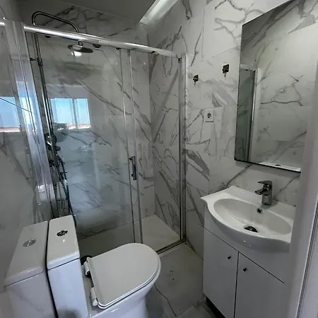 Blue Chill * Carcavelos (Lisbon)